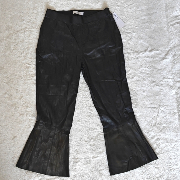 Bailey 44 Medium Black Faux Leather Metallic Crop Flare Hem Lupine Capri Pants - Picture 2 of 14